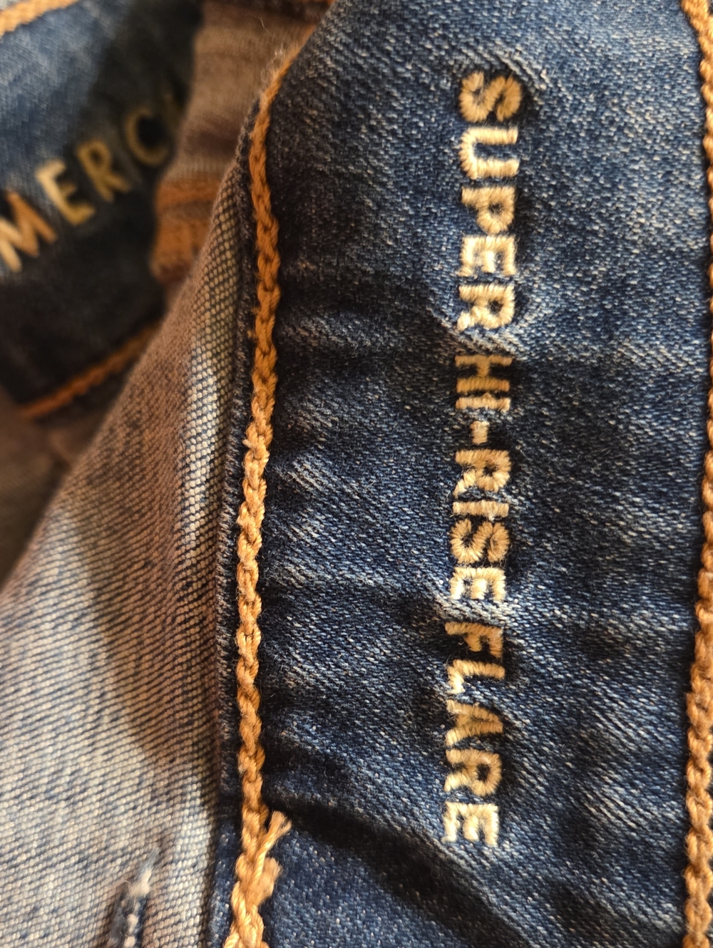 AE Super High Waisted Flare Jeans LIKE NEW SIZE 10 SHORT - Picture 6 of 8